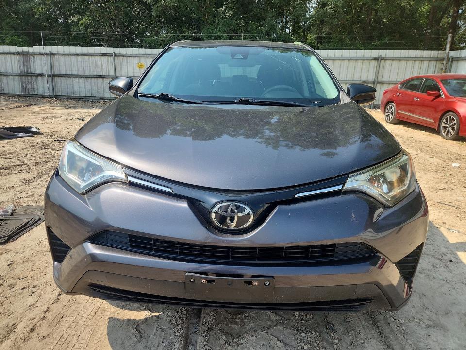 Photo 5 from auction – 2017 TOYOTA RAV4 with VIN JTMBFREV8HJ163629