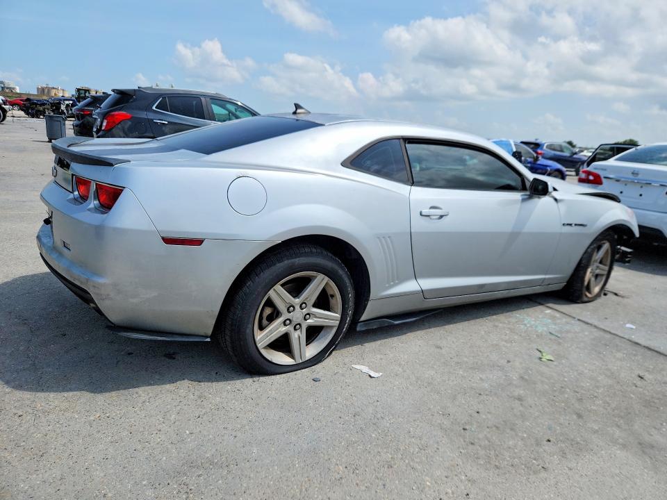 Photo 3 from auction – 2010 CHEVROLET CAMARO with VIN 2G1FB1EV8A9131191