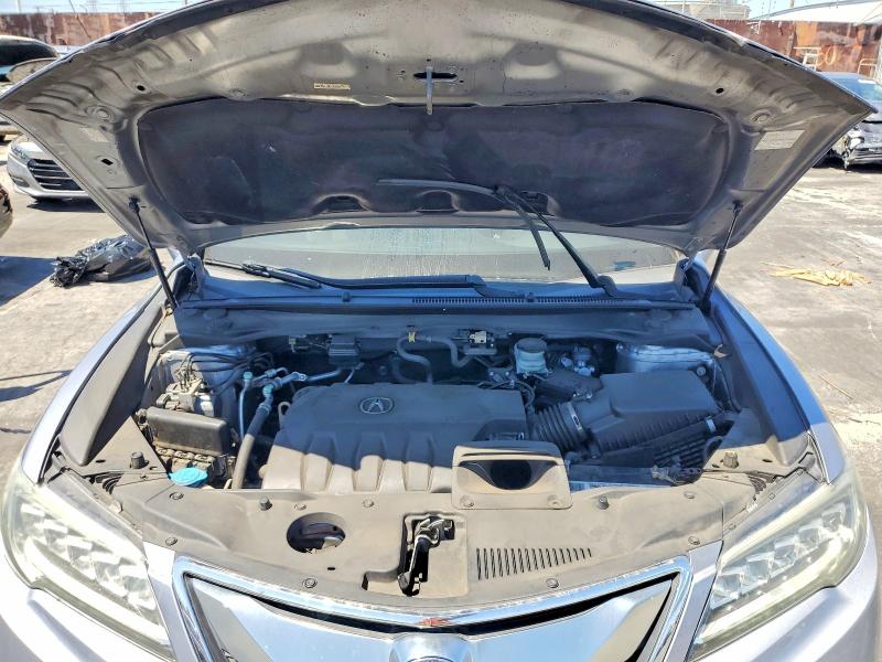 Photo 11 from auction – 2016 ACURA RDX with VIN 5J8TB3H35GL012839