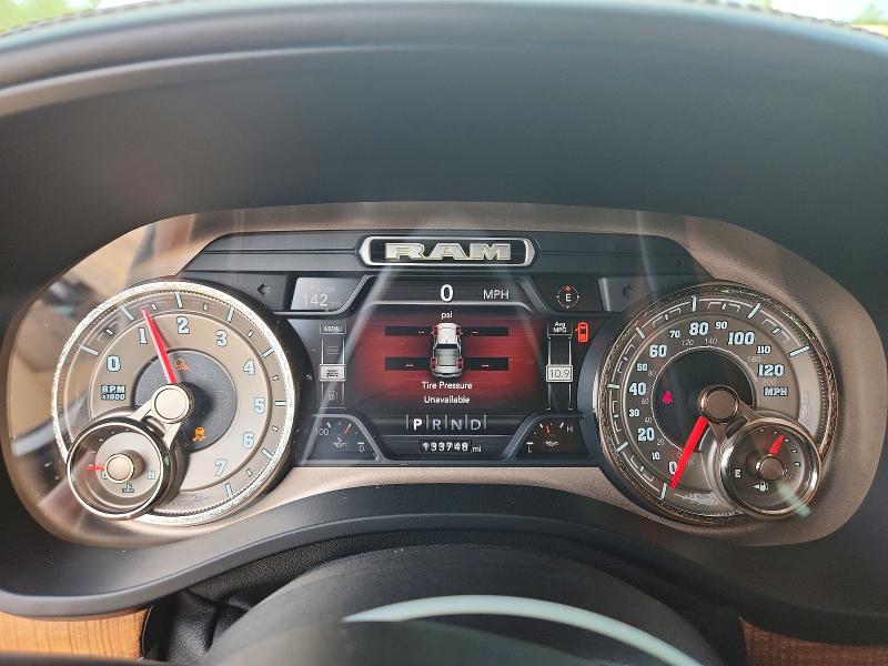 Photo 9 from auction – 2019 RAM 1500 with VIN 1C6RREKT5KN616520