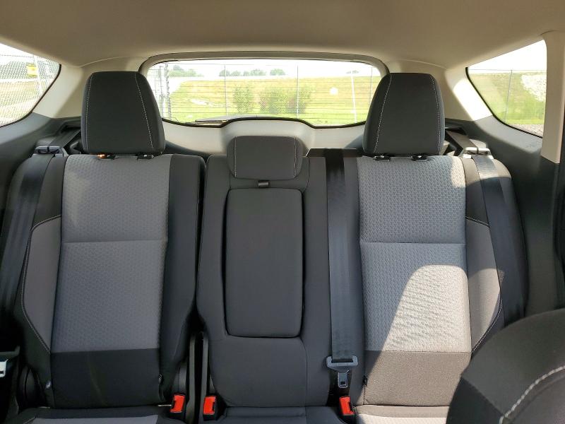 Photo 10 from auction – 2017 FORD ESCAPE with VIN 1FMCU9GD4HUF04212