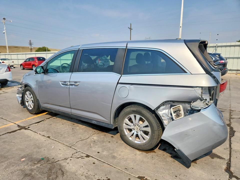 Photo 2 from auction – 2016 HONDA ODYSSEY with VIN 5FNRL5H33GB057489