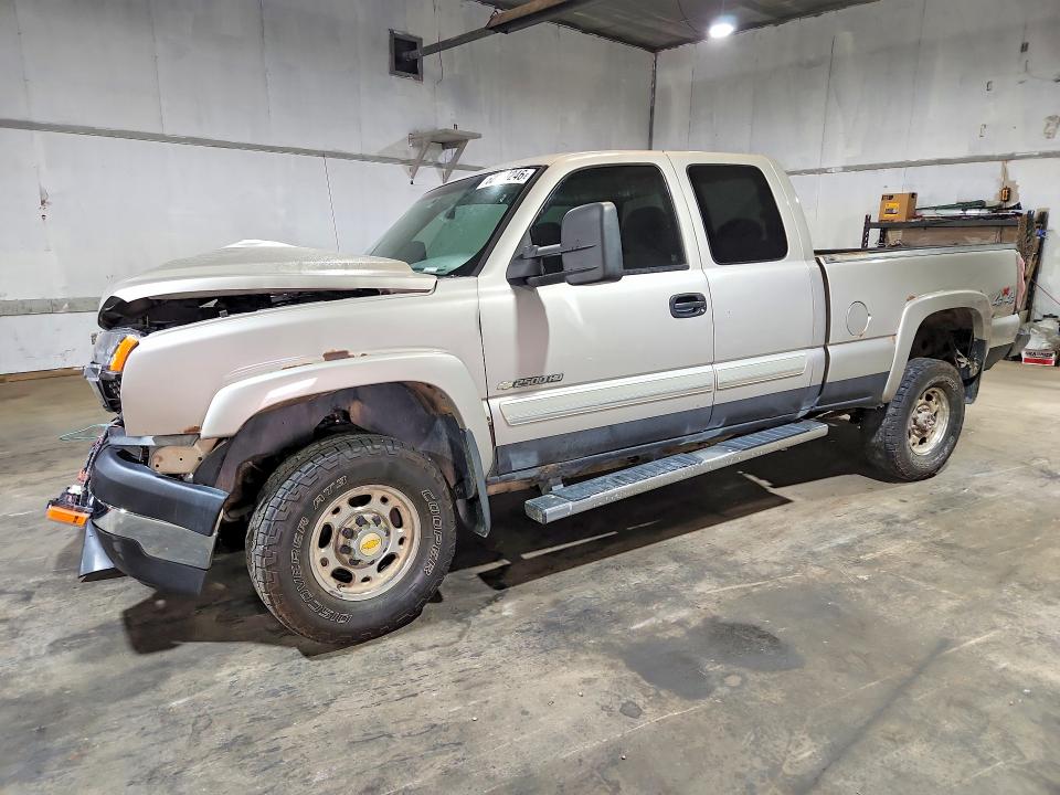 CHEVROLET SILVERADO 2005 with VIN 1GCHK29U25E292954 - Photo from auction