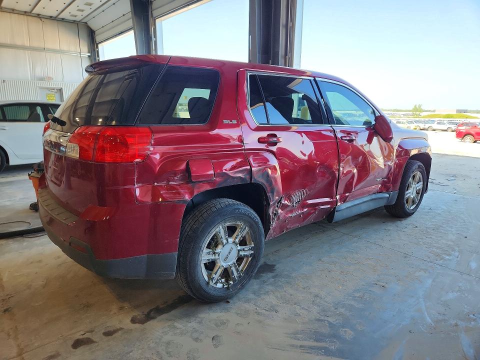Photo 3 from auction – 2015 GMC TERRAIN with VIN 2GKALMEKXF6252582