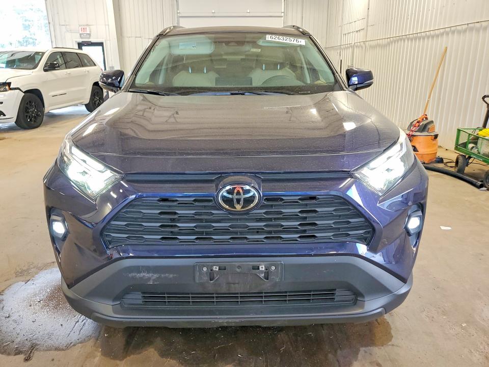 Photo 5 from auction – 2025 TOYOTA RAV4 with VIN 2T3A1RFV7SW617449