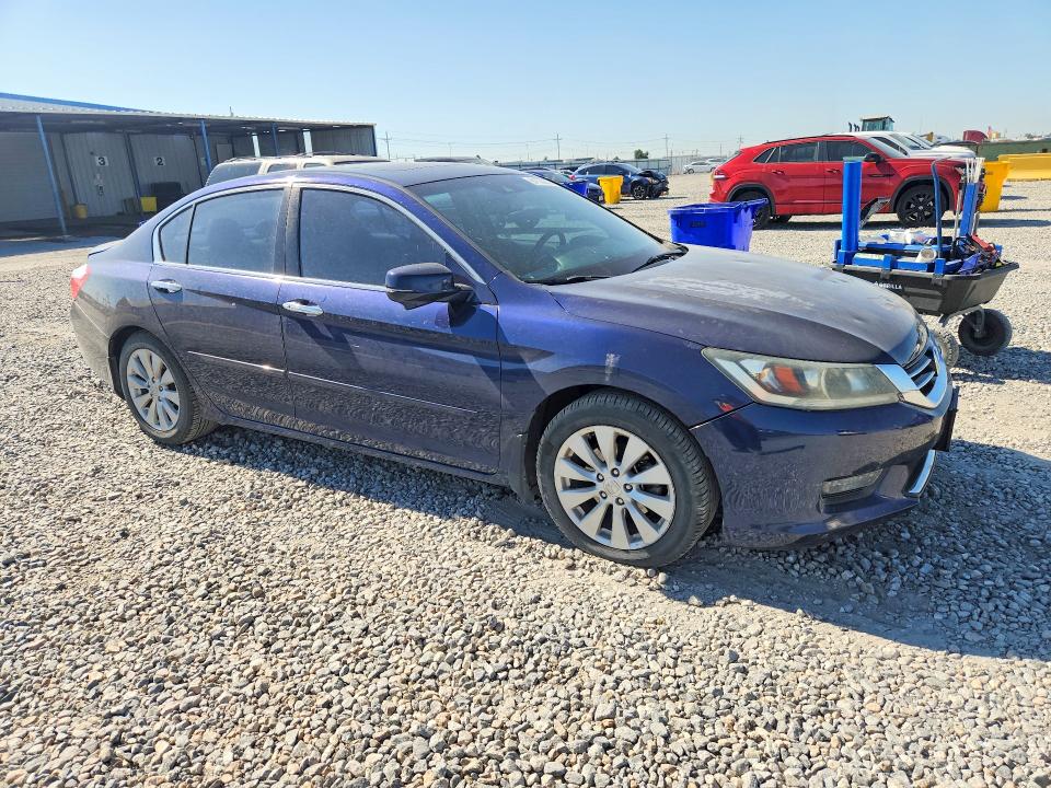 Photo 4 from auction – 2014 HONDA ACCORD with VIN 1HGCR3F86EA031533