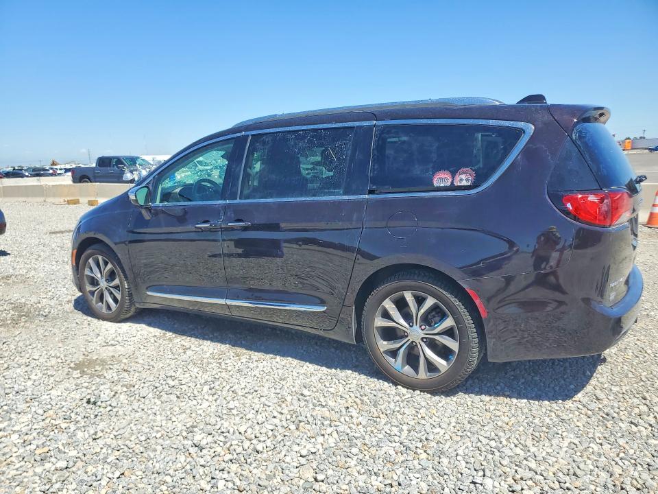 Photo 2 from auction – 2017 CHRYSLER PACIFICA with VIN 2C4RC1GG0HR525746