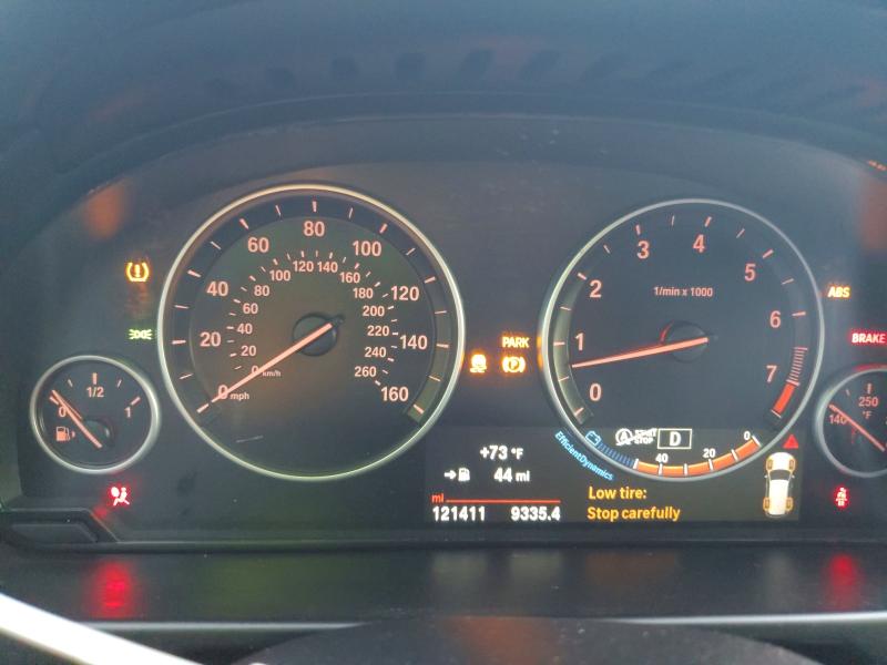 Photo 9 from auction – 2015 BMW X5 with VIN 5UXKR2C54F0H39531