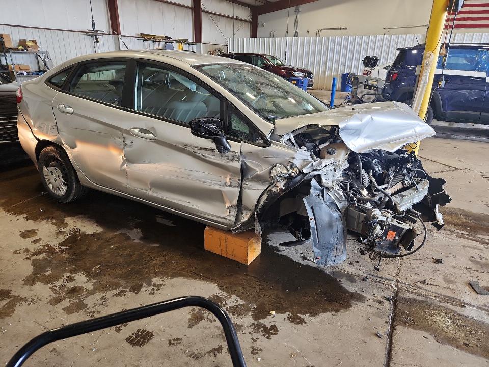 Photo 4 from auction – 2016 FORD FIESTA with VIN 3FADP4AJ0GM142437