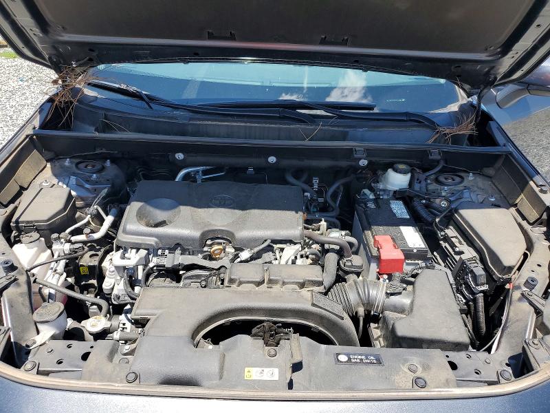 Снимка 11 от търг – 2021 TOYOTA RAV4 с VIN 2T3W1RFV8MC104821