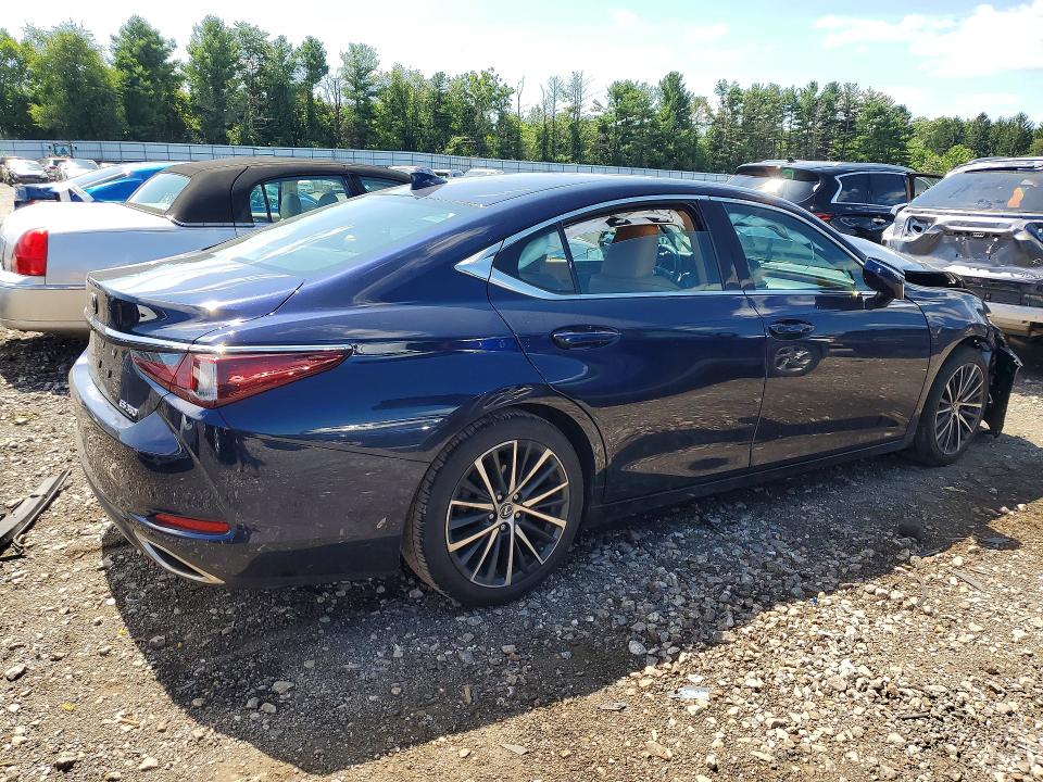 Photo 3 from auction – 2022 LEXUS ES 350 with VIN 58ADZ1B14NU132461