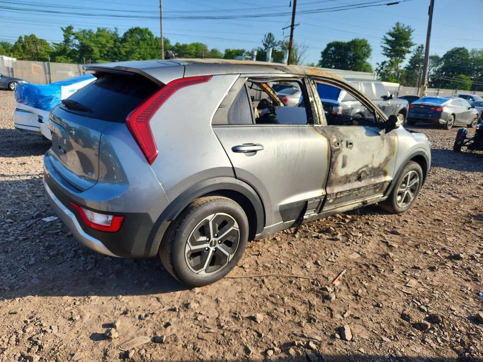 Photo 3 from auction – 2026 KIA NIRO with VIN KNDCP3LE3T5328442