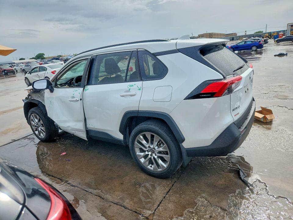 صورة رقم 2 من المزاد - 2024 TOYOTA RAV4 مع VIN 2T3C1RFVXRW308920