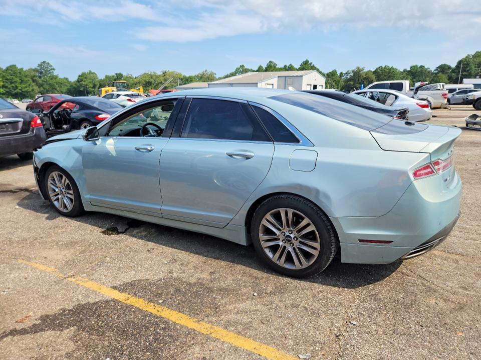 Photo 2 from auction – 2014 LINCOLN MKZ with VIN 3LN6L2LU7ER808733