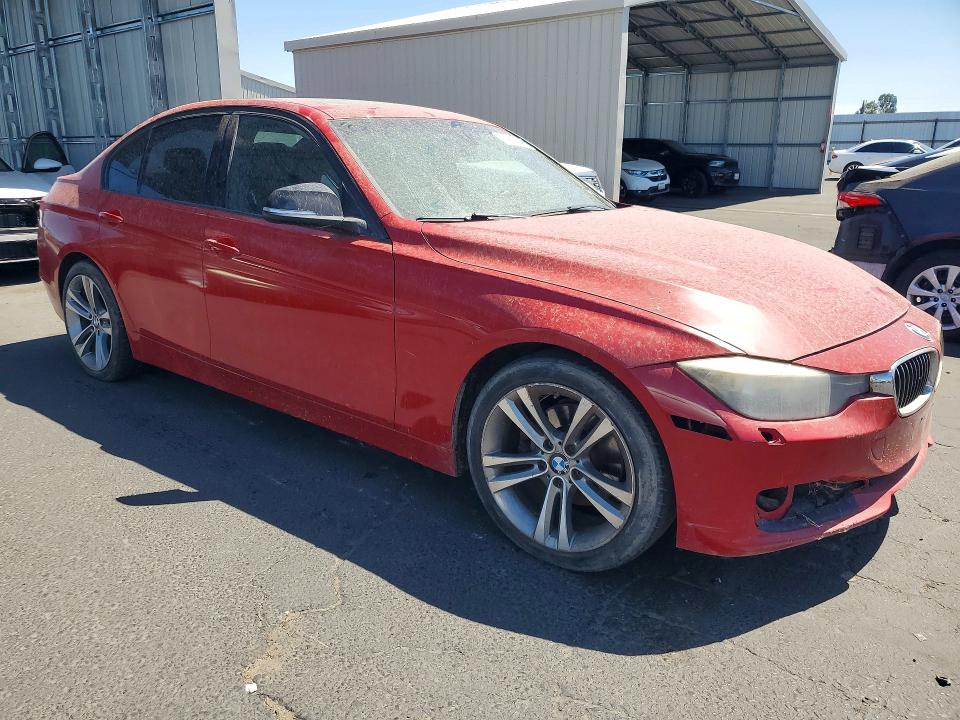 Photo 4 from auction – 2014 BMW 328 with VIN WBA3C1C51EK115989