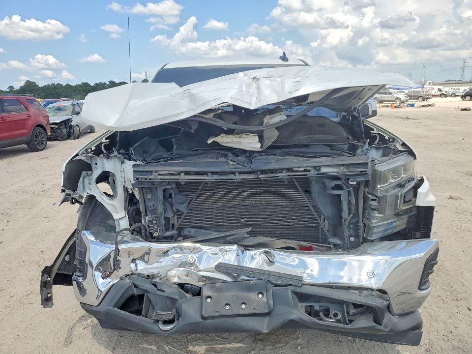 Photo 5 from auction – 2019 CHEVROLET SILVERADO with VIN 3GCPWCED9KG256694