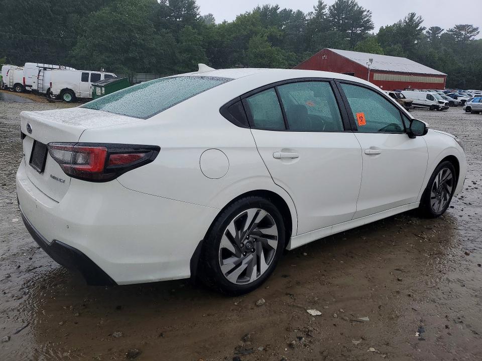 Photo 3 from auction – 2023 SUBARU LEGACY with VIN 4S3BWAM67P3017771