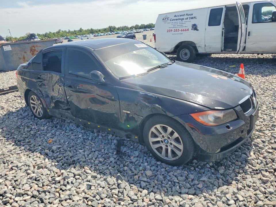 Photo 4 from auction – 2006 BMW 325 with VIN WBAVD13576KV03042
