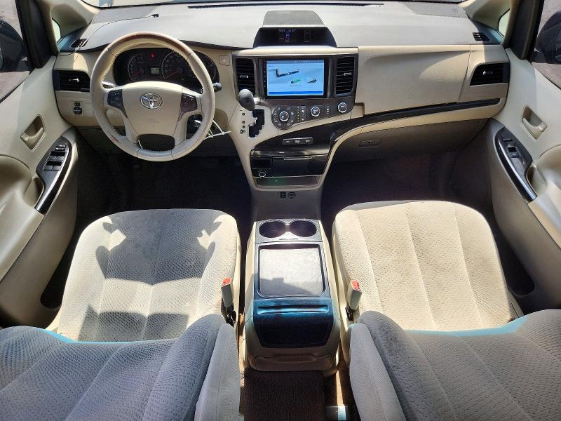 Zdjęcie 8 z aukcji – 2011 TOYOTA SIENNA z VIN 5TDKK3DC2BS150555