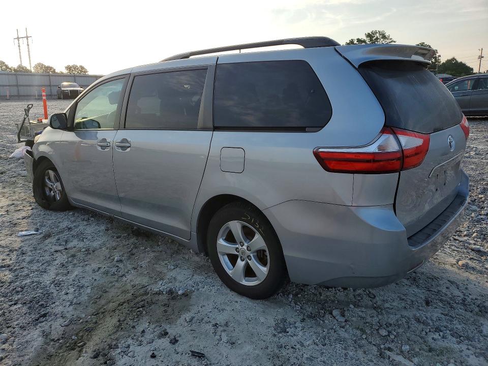 Photo 2 from auction – 2016 TOYOTA SIENNA with VIN 5TDKK3DC7GS739981