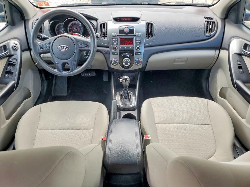 Photo 8 from auction – 2013 KIA FORTE5 with VIN KNAFU5A28D5726576