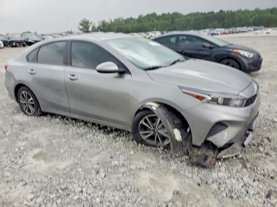 Photo 4 from auction – 2024 KIA FORTE with VIN 3KPF24AD0RE750340