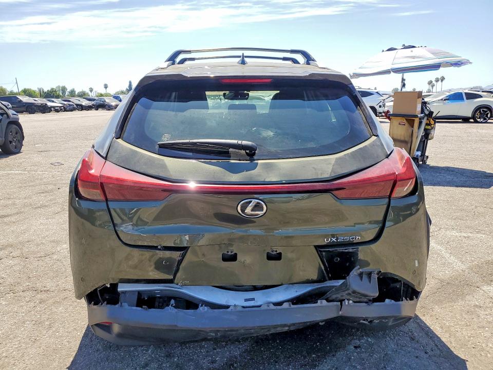Photo 6 from auction – 2023 LEXUS UX 250H with VIN JTHX6JBH4P2150647