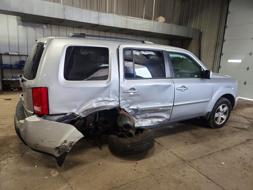 Photo 3 from auction – 2010 HONDA PILOT with VIN 5FNYF4H58AB027846