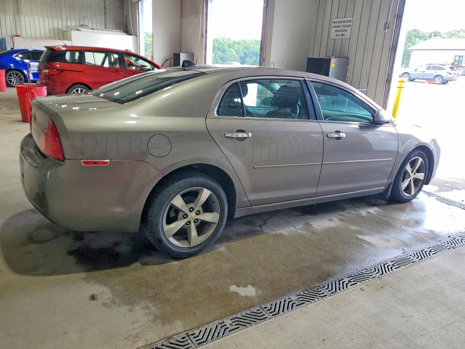 Photo 3 from auction – 2012 CHEVROLET MALIBU with VIN 1G1ZC5E03CF106781