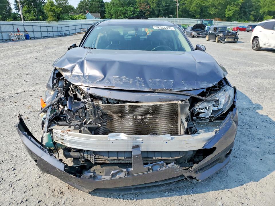 Photo 5 from auction – 2018 HONDA CIVIC with VIN JHMFC1F7XJX013857