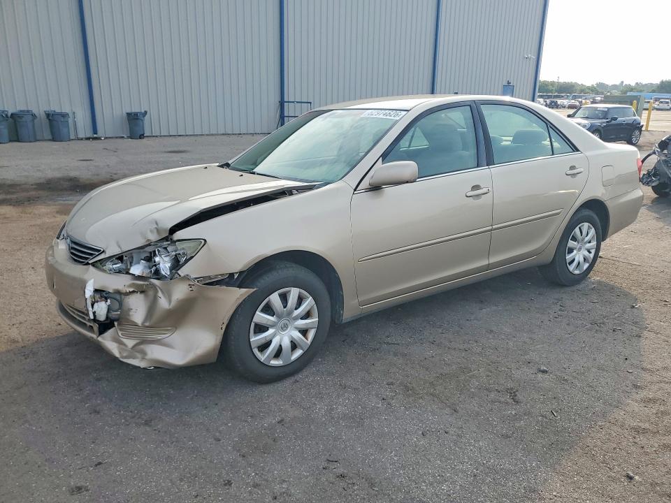 TOYOTA CAMRY 2005 with VIN 4T1BE32K55U941952 - Photo from auction