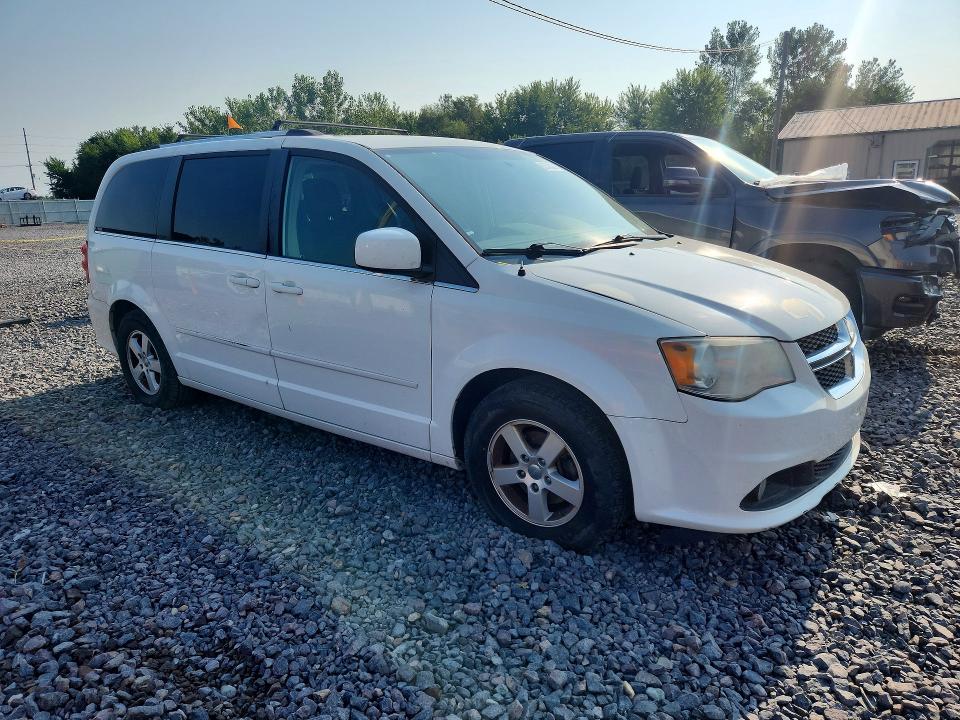 Photo 4 from auction – 2011 DODGE GRAND CARAVAN with VIN 2D4RN5DG6BR700050
