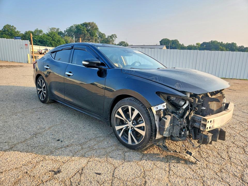 Photo 4 from auction – 2017 NISSAN MAXIMA with VIN 1N4AA6AP2HC378255