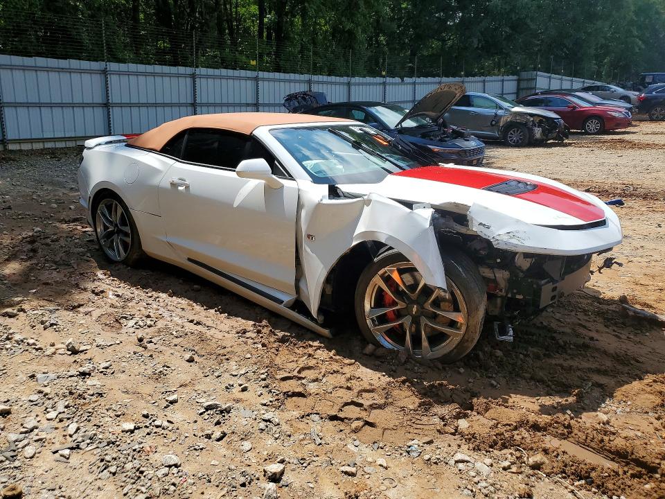 Photo 4 from auction – 2019 CHEVROLET CAMARO with VIN 1G1FH3D77K0153644