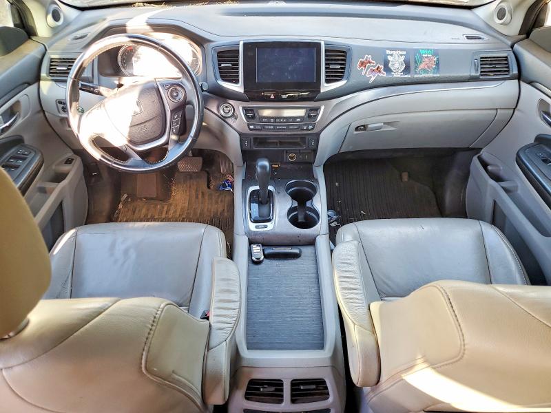Фото 8 с аукциона – 2016 HONDA PILOT с VIN 5FNYF6H57GB078193