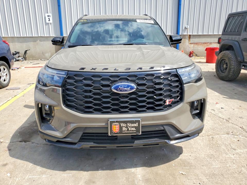 Photo 5 from auction – 2026 FORD EXPLORER with VIN 1FMWK8GC5TGA70328