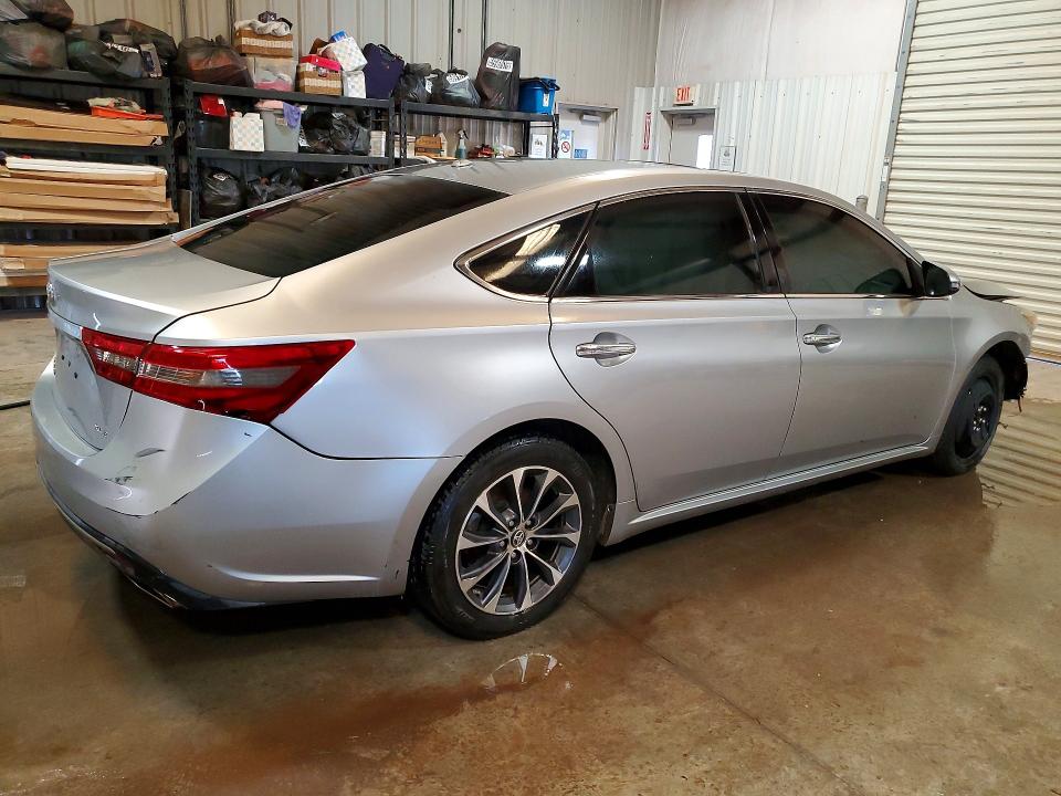 Photo 3 from auction – 2016 TOYOTA AVALON with VIN 4T1BK1EB3GU221948