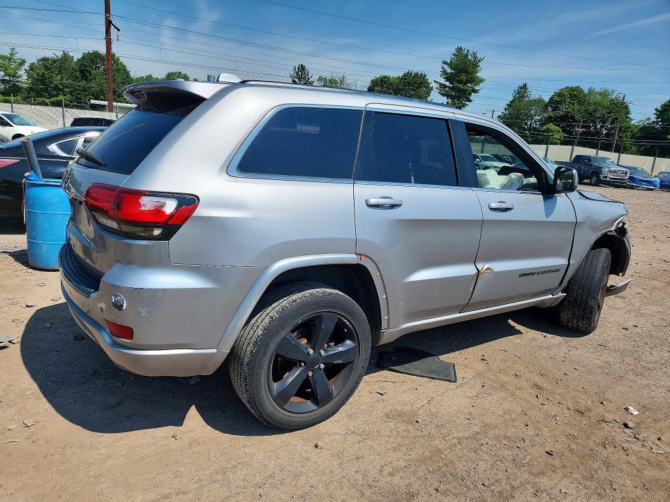 Photo 3 from auction – 2015 JEEP GRAND CHEROKEE with VIN 1C4RJFAG1FC206115