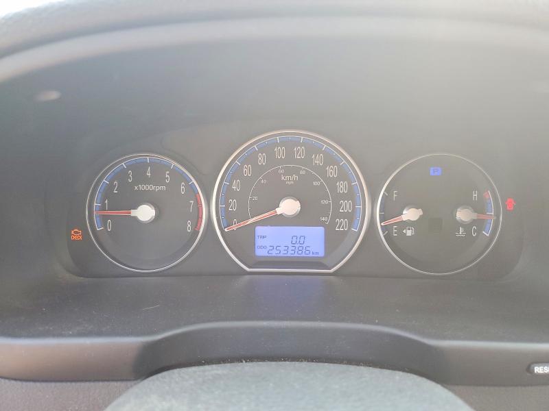 Photo 9 from auction – 2009 HYUNDAI SANTA FE with VIN 5NMSG13E39H231926