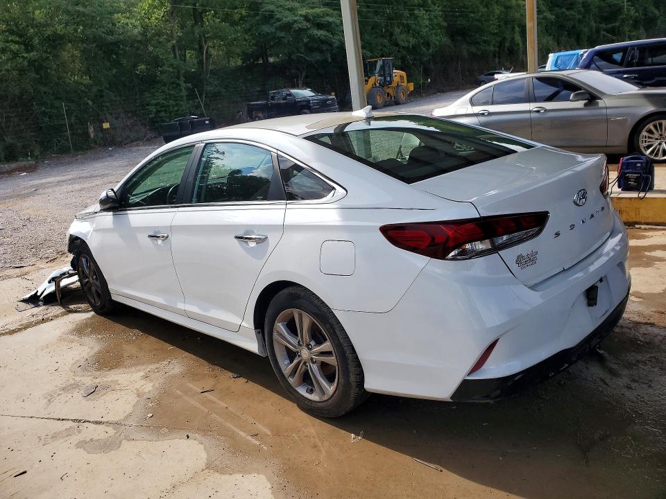 Photo 2 from auction – 2018 HYUNDAI SONATA with VIN 5NPE34AF4JH673255