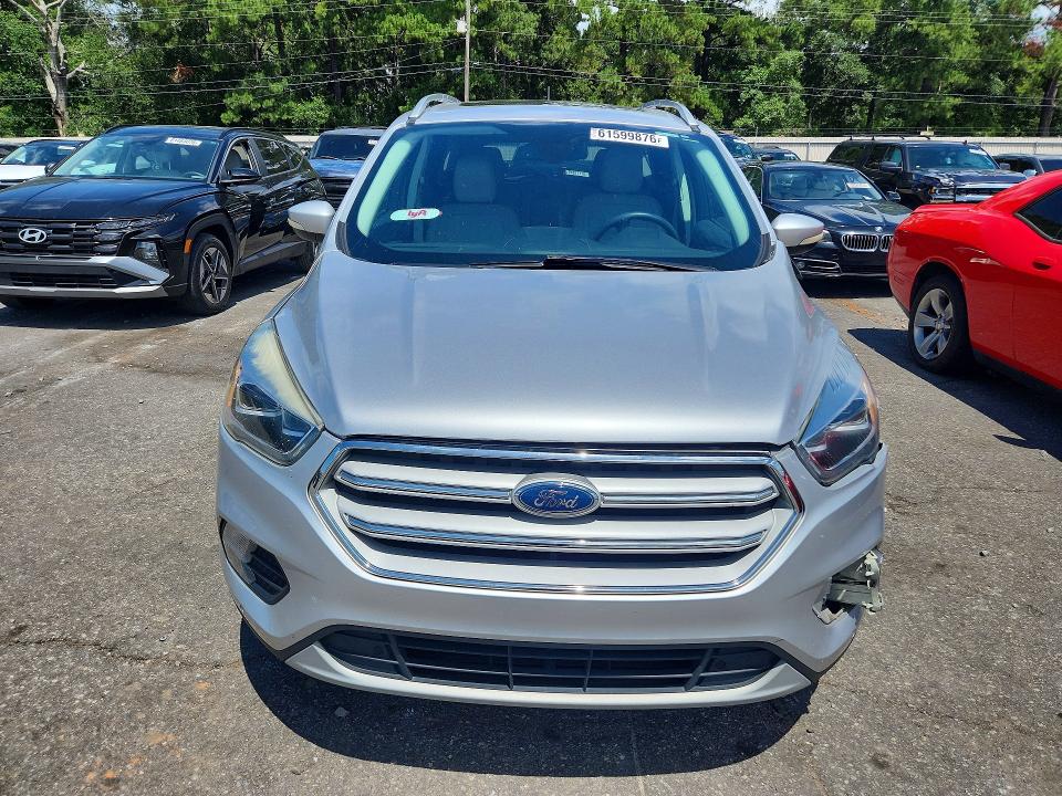 Photo 5 from auction – 2018 FORD ESCAPE with VIN 1FMCU0J96JUB16758