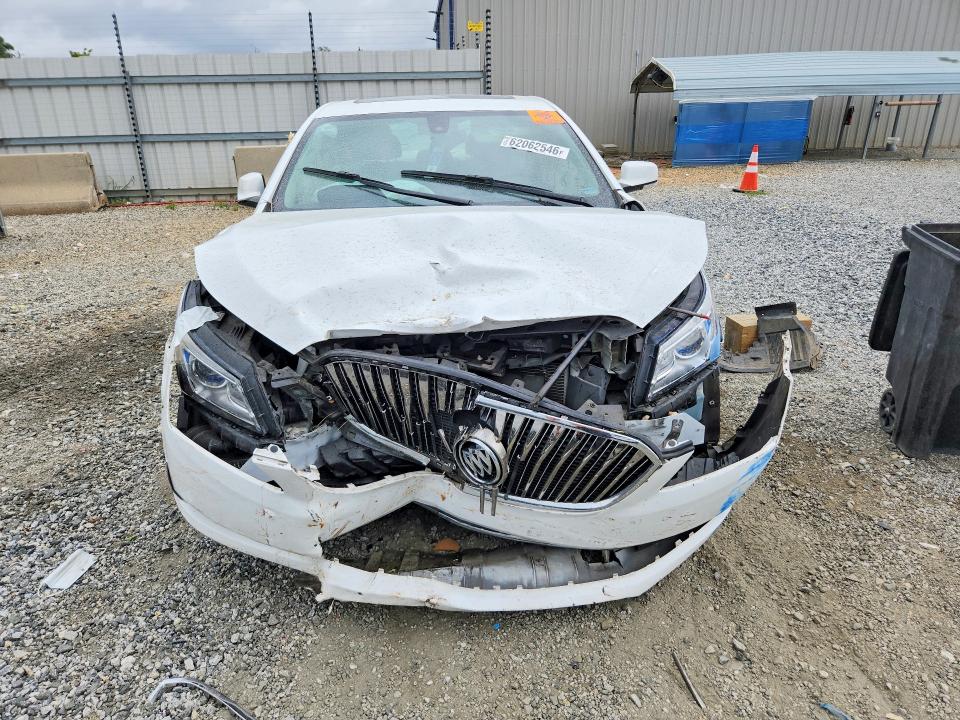Photo 5 from auction – 2016 BUICK LACROSSE with VIN 1G4GB5G30GF175034