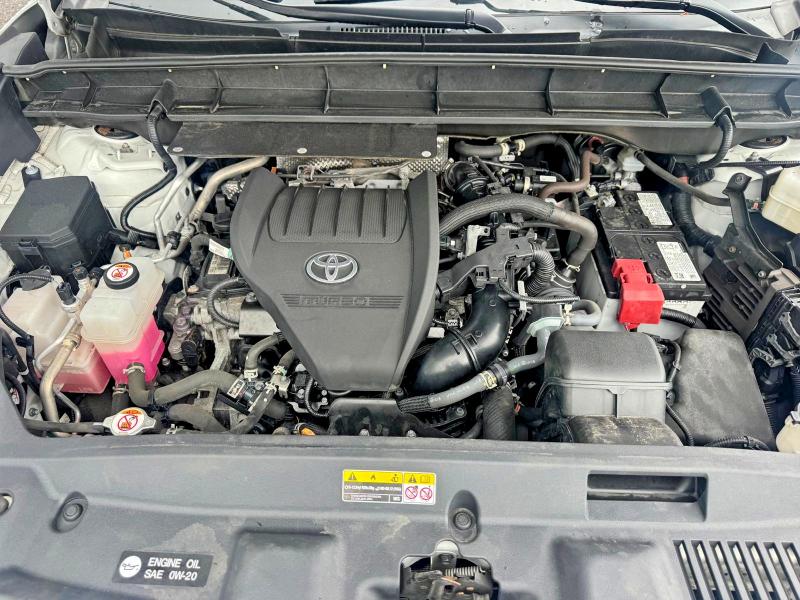Photo 8 from auction – 2024 TOYOTA HIGHLANDER with VIN 5TDKDRBH5RS571787