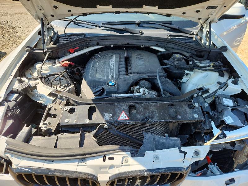 Photo 12 from auction – 2016 BMW X3 with VIN 5UXWX7C54G0K37072