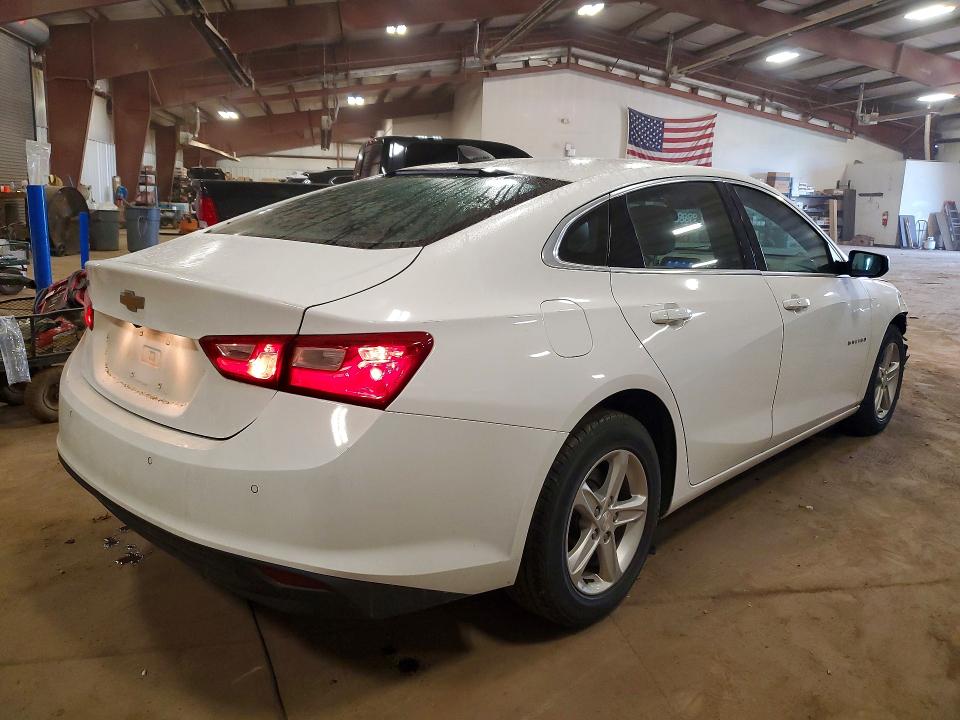 Photo 3 from auction – 2020 CHEVROLET MALIBU with VIN 1G1ZC5ST2LF059239