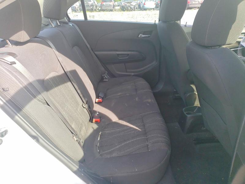 Photo 10 from auction – 2018 CHEVROLET SONIC with VIN 1G1JD5SH7J4113410