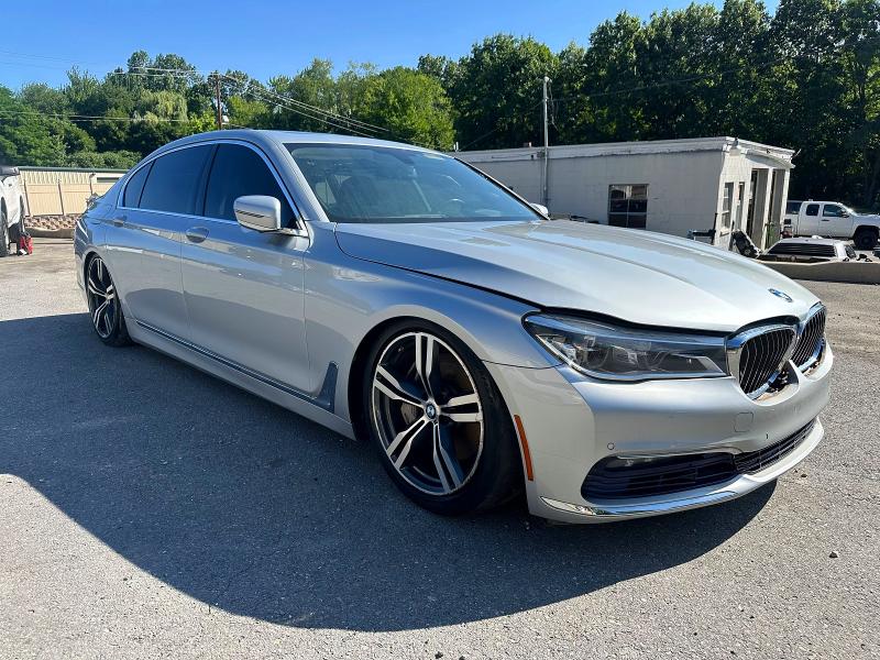 Photo 4 from auction – 2016 BMW 750 with VIN WBA7F2C52GG418042