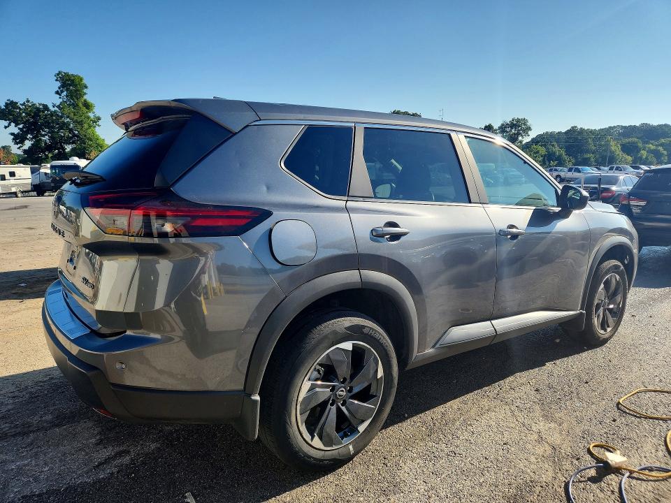 Photo 3 from auction – 2024 NISSAN ROGUE with VIN 5N1BT3BB2RC760423