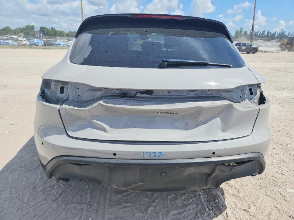 Photo 6 from auction – 2023 PORSCHE MACAN with VIN WP1AA2A59PLB12794