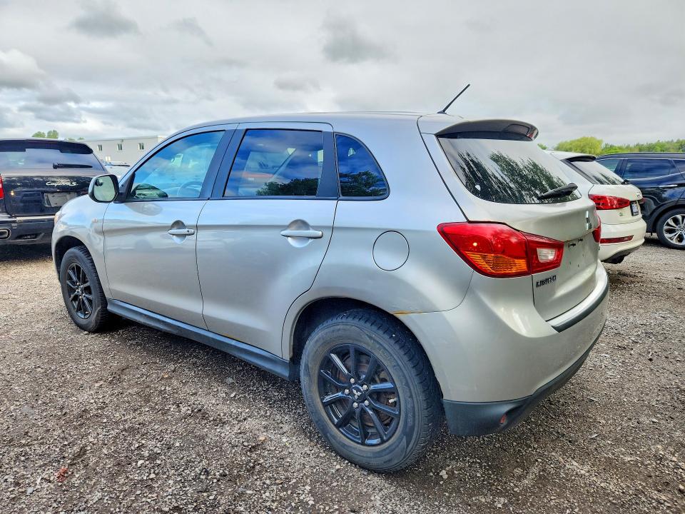 Photo 2 from auction – 2014 MITSUBISHI RVR with VIN 4A4AH3AUXEE602858